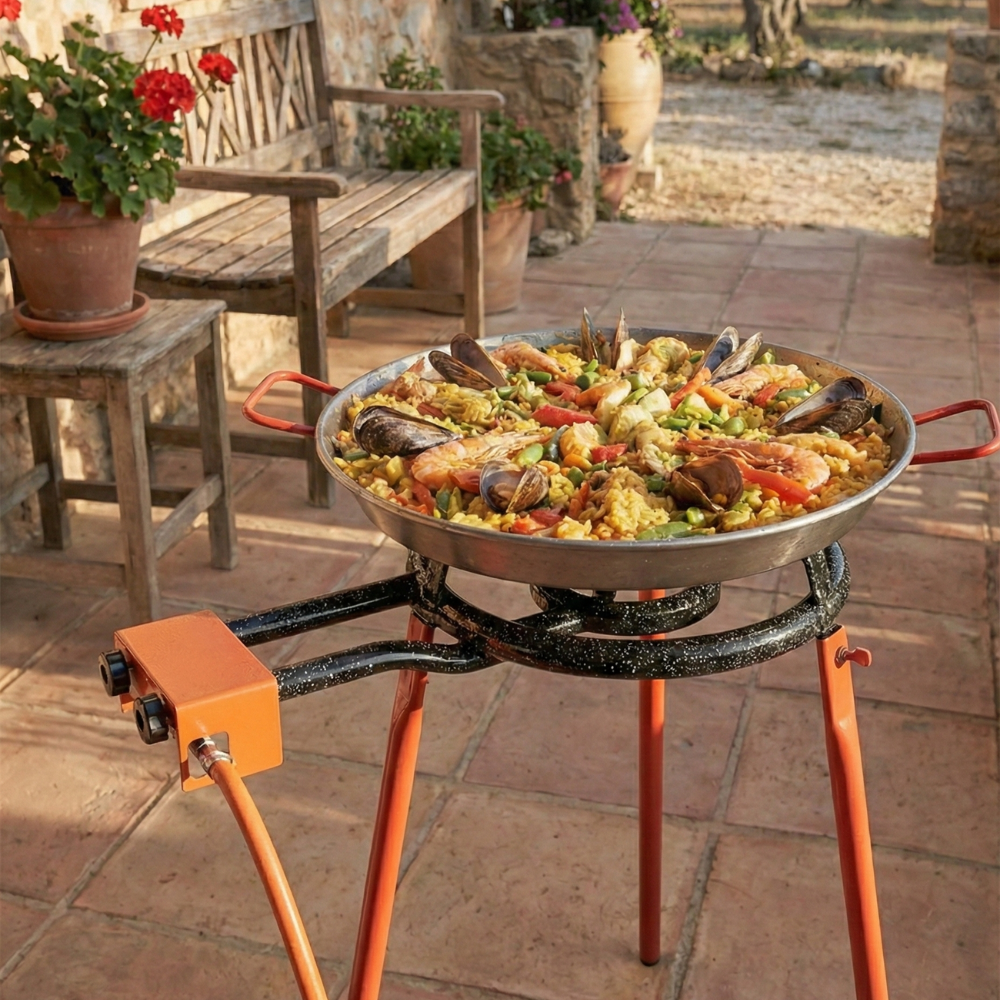 Load video: Garcima turotial how to care for your carbon steel paella pan after cooking - mediterraneo set